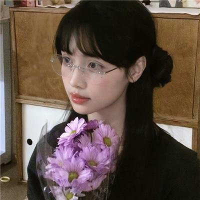 女孩的成长图腾